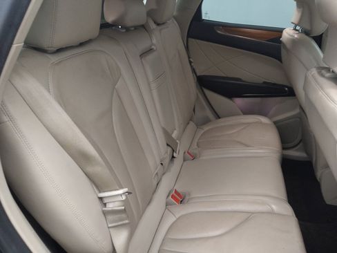 Used 2018 Lincoln MKC Select w/ Select Plus Package FWD image 19
