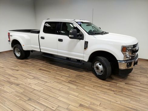 Used 2021 Ford F350 XLT w/ XLT Value Package image 14