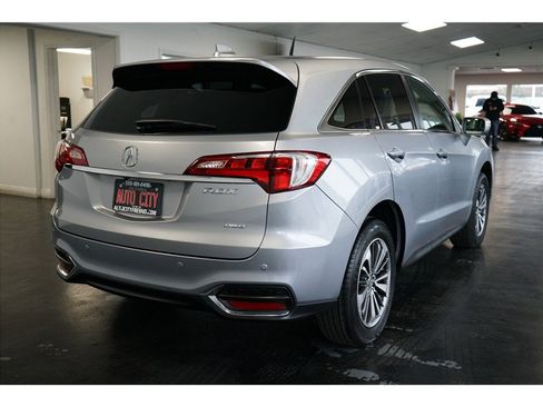 Used 2017 Acura RDX AWD w/ Advance Package image 7