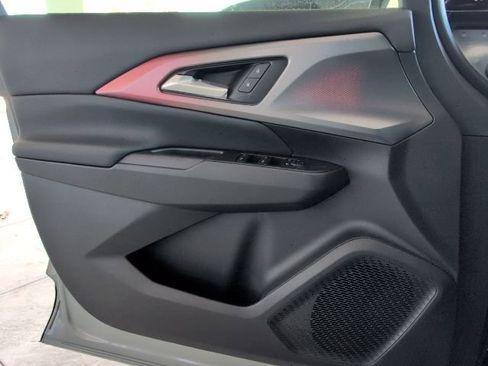 New 2026 Chevrolet Equinox EV RS image 15