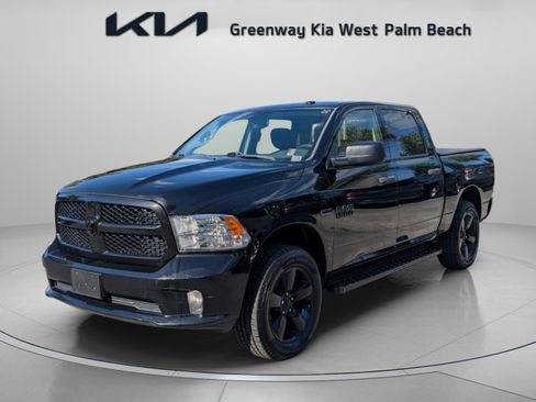 Used 2016 RAM 1500 Express w/ Black Ram 1500 Express Group image 4