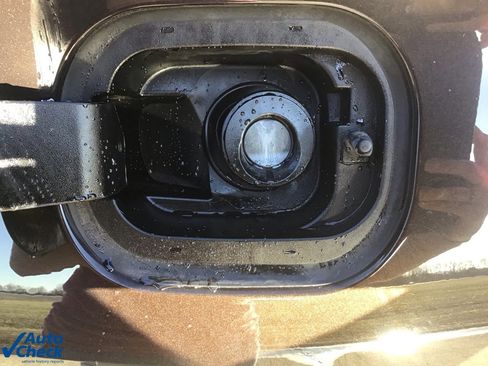 Used 2019 Chevrolet Traverse LT w/ LPO, Floor Liner Package image 48