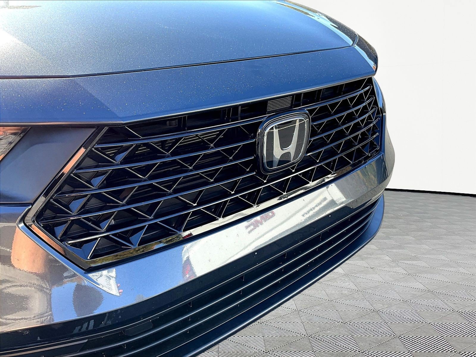 Used 2024 Honda Accord LX image 32