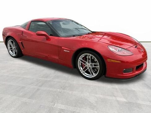 Used 2008 Chevrolet Corvette Z06 w/ Preferred Equipment Group RWD image 2