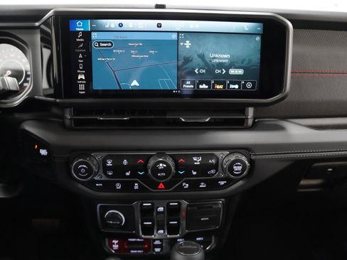 New 2025 Jeep Gladiator Rubicon w/ Safety Group image 22