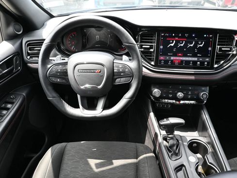Used 2025 Dodge Durango GT RWD image 19
