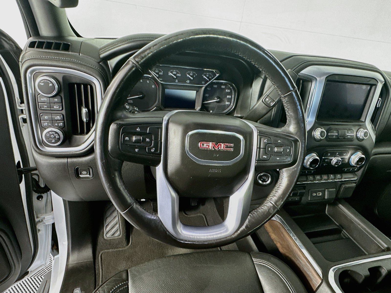 Used 2019 GMC Sierra 1500 SLT w/ SLT Premium Package AWD/4WD image 11