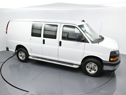 Used 2024 GMC Savana 2500 w/ Driver Convenience Package RWD image 31