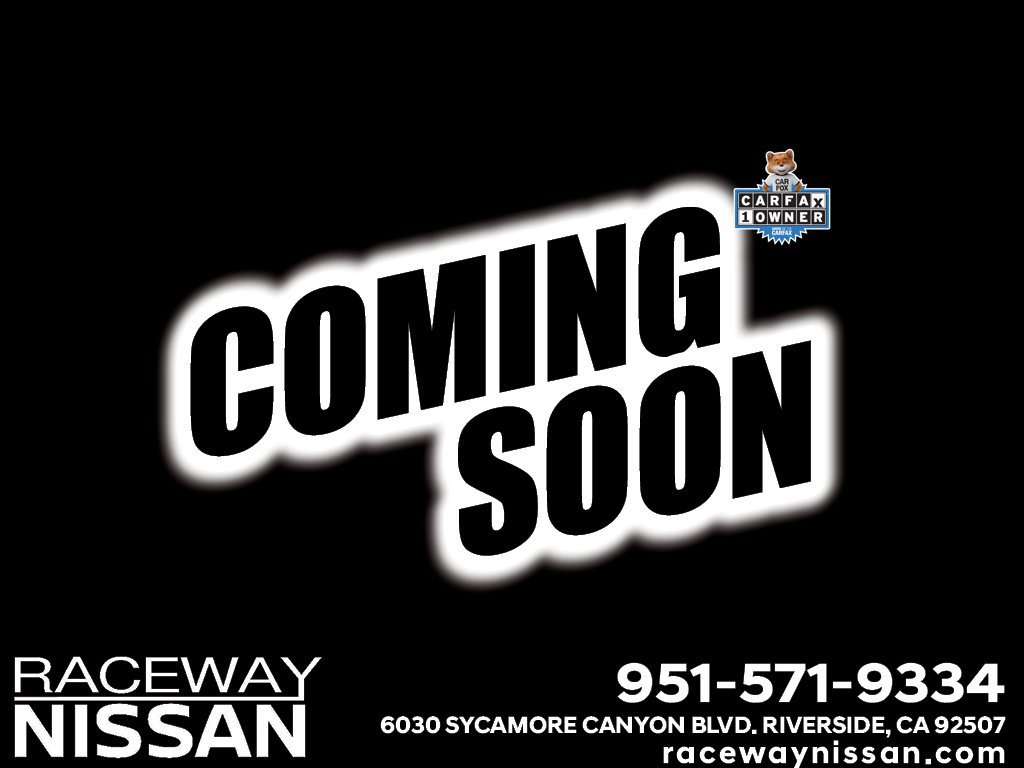 Used 2025 Nissan Rogue SV FWD image 1
