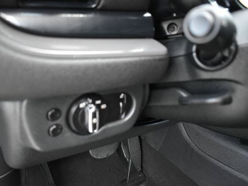 Used 2017 MINI Cooper Clubman FWD image 44