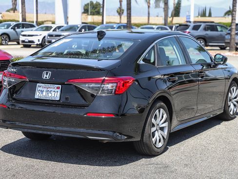 Used 2024 Honda Civic LX image 9