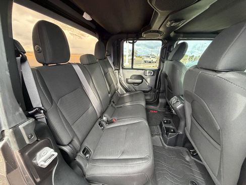 Used 2020 Jeep Gladiator Sport w/ Quick Order Package 24S image 22