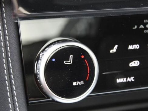 New 2026 Jaguar F-PACE R-Dynamic S image 17