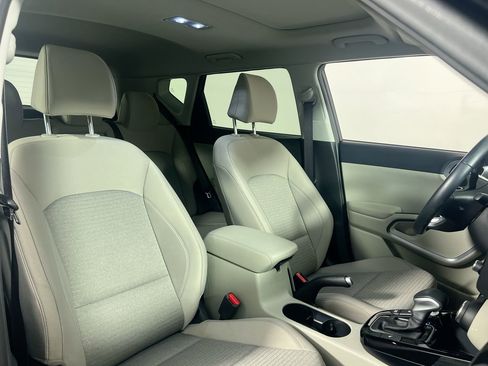 New 2025 Kia Soul EX image 32