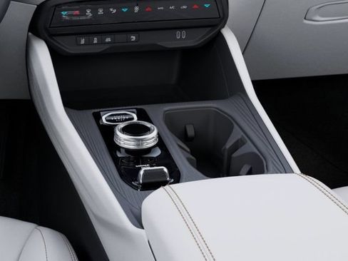 New 2026 Jeep Cherokee Laredo image 24