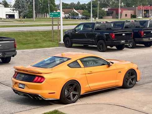 Used 2022 Ford Mustang GT w/ Equipment Group 301A RWD image 6