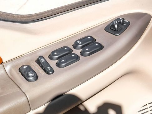 Used 2002 Ford Excursion Limited image 40