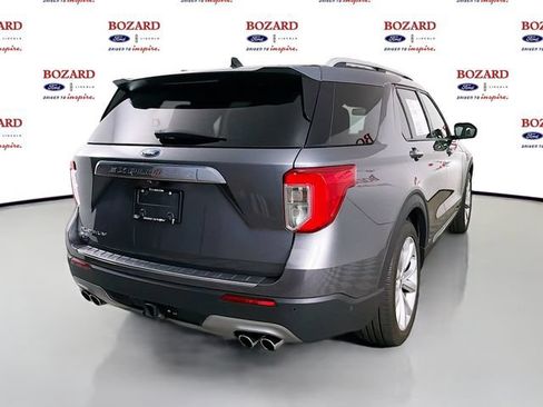 Used 2021 Ford Explorer Platinum w/ Premium Technology Package RWD image 8