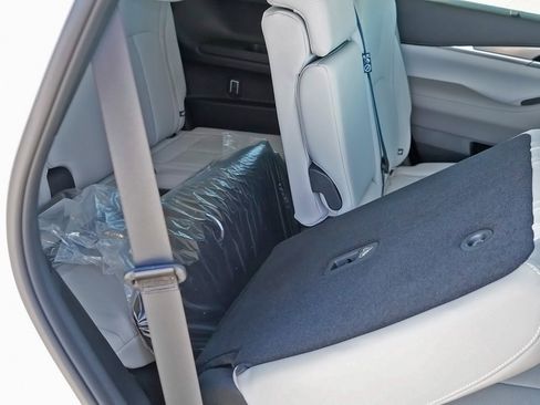 New 2026 INFINITI QX60 Luxe w/ Cargo Package AWD/4WD image 35