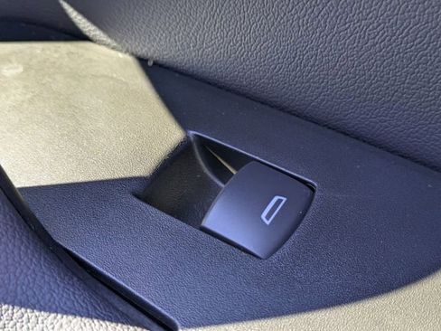 New 2026 Chevrolet Blazer LT image 33