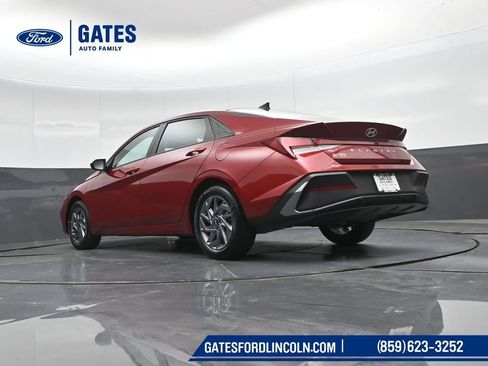 Used 2024 Hyundai Elantra SEL FWD image 44