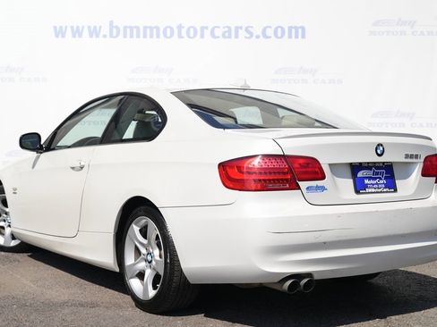 Used 2011 BMW 328i xDrive Coupe image 4