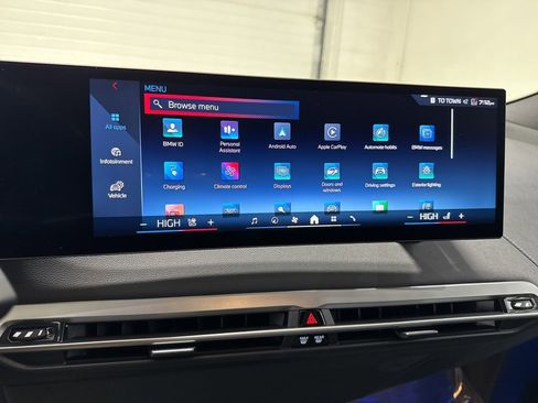 Used 2025 BMW iX M60 image 25