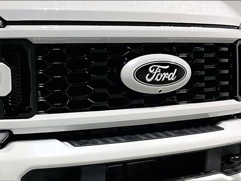 Used 2026 Ford F450 Lariat AWD/4WD image 37