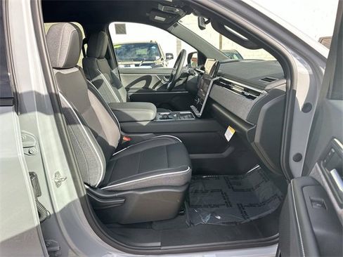 Used 2026 GMC Sierra EV Elevation image 26