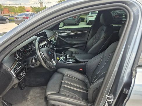 Used 2019 BMW 530e w/ Convenience Package RWD image 15