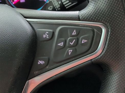 Used 2020 Chevrolet Equinox LT image 23