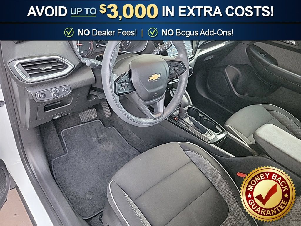 Used 2023 Chevrolet TrailBlazer LT w/ Convenience Package FWD image 13