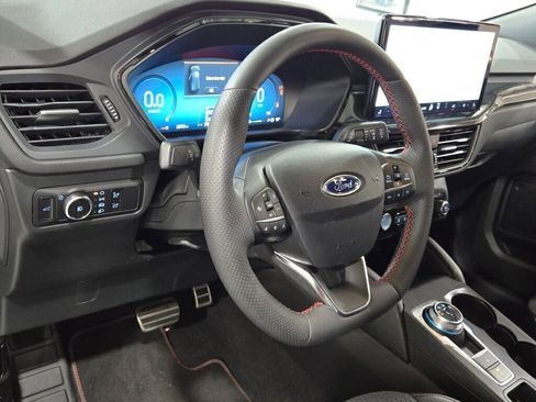 Used 2023 Ford Escape ST-Line Elite image 25