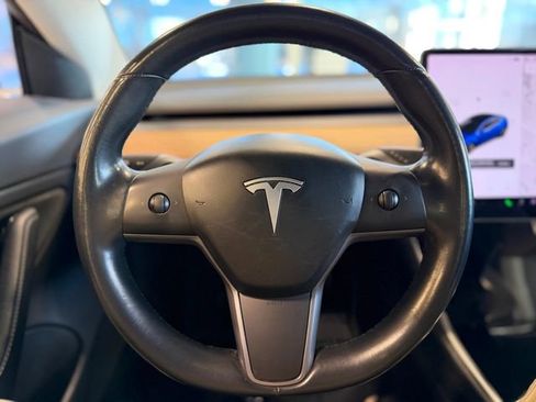 Used 2018 Tesla Model 3 Long Range image 23