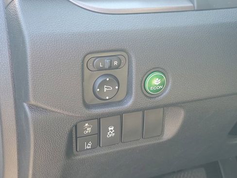 Certified 2022 Honda Pilot Special Edition image 23