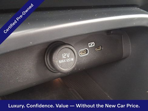 Certified 2023 Volvo XC40 B5 Plus w/ Protection Package Premier AWD/4WD image 27