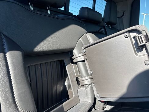 Used 2023 GMC Sierra 1500 Denali AWD/4WD image 31