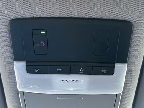 Certified 2023 Nissan Rogue SV image 36