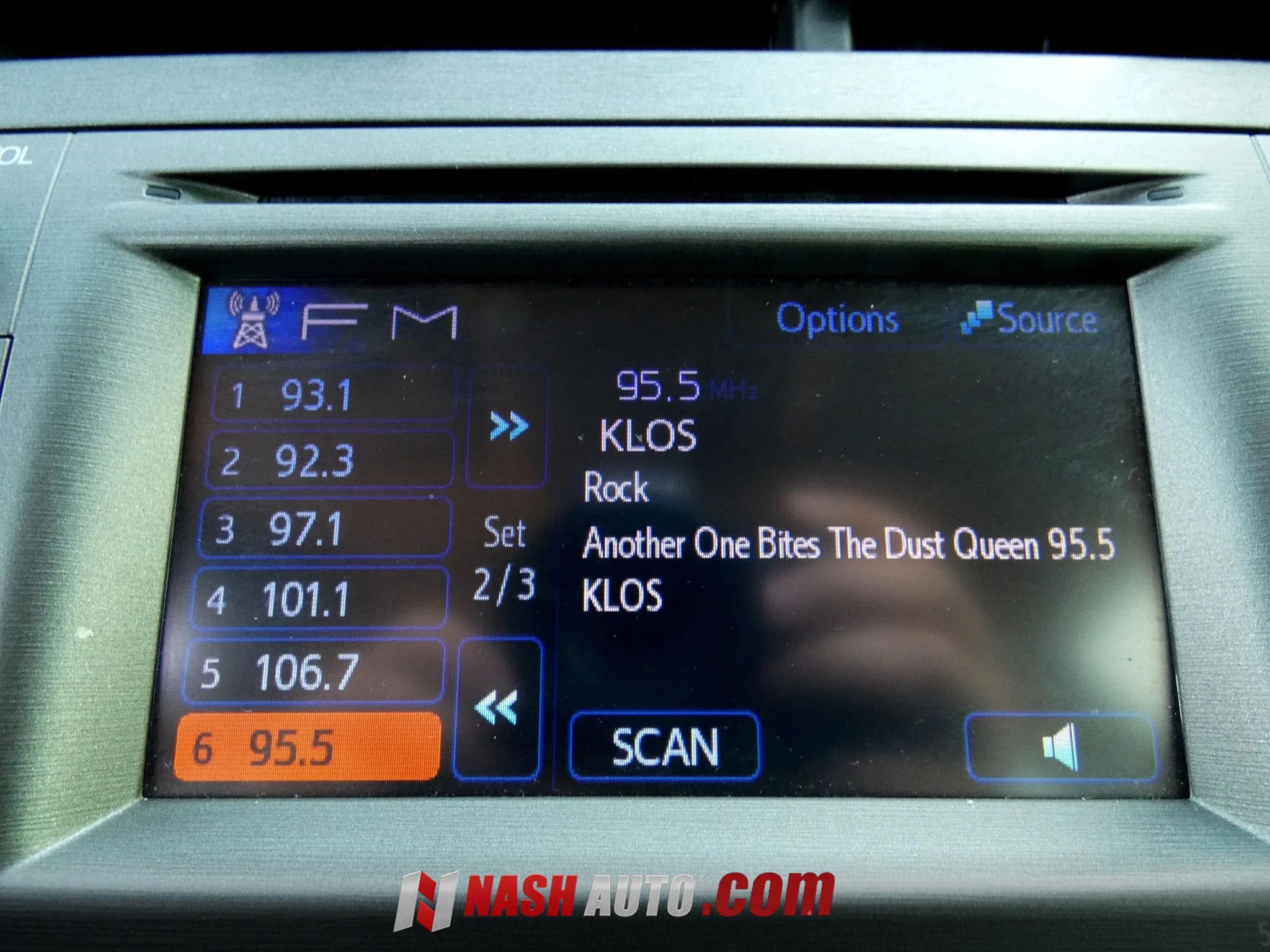 Used 2014 Toyota Prius Two FWD image 39