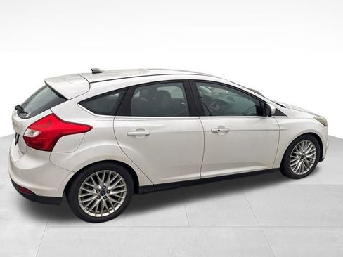 Used 2014 Ford Focus Titanium FWD image 18