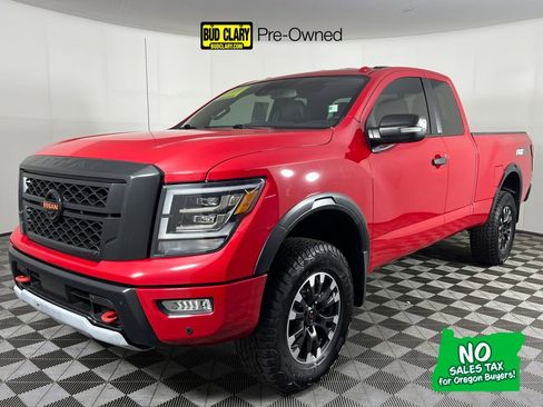 Used 2020 Nissan Titan PRO-4X w/ Pro-4x Convenience Package image 1