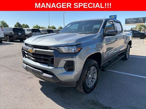 Used 2026 Chevrolet Colorado LT w/ Advanced Trailering Package AWD/4WD image 7