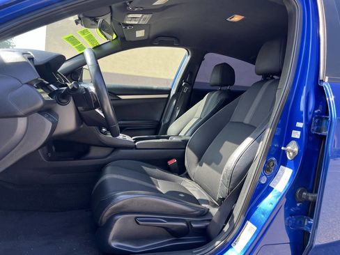 Used 2019 Honda Civic Sport image 12