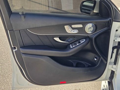 Used 2020 Mercedes-Benz GLC 300 4MATIC w/ AMG Line image 28