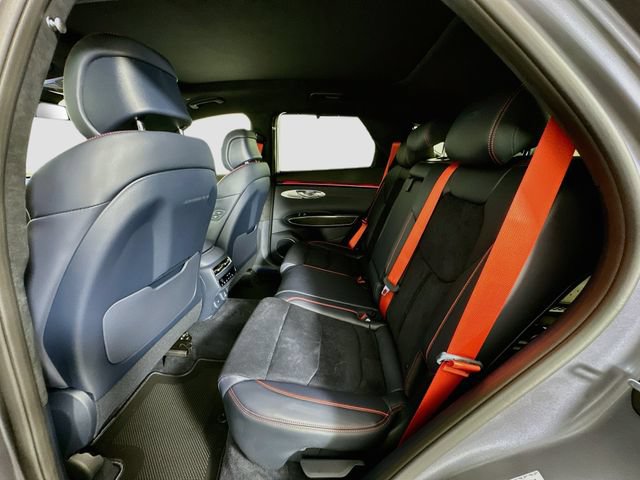 New 2027 Genesis GV70 3.5T Prestige AWD/4WD image 17