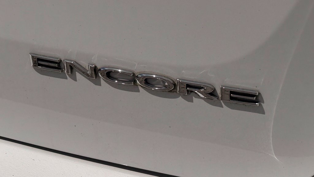 Used 2019 Buick Encore Preferred w/ Safety Package FWD image 18