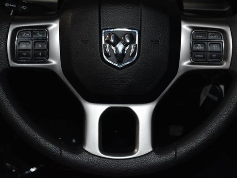 Used 2022 RAM 1500 Classic SLT image 26