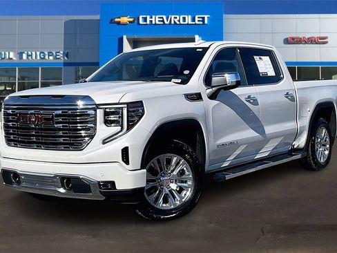Used 2025 GMC Sierra 1500 Denali w/ Technology Package image 3