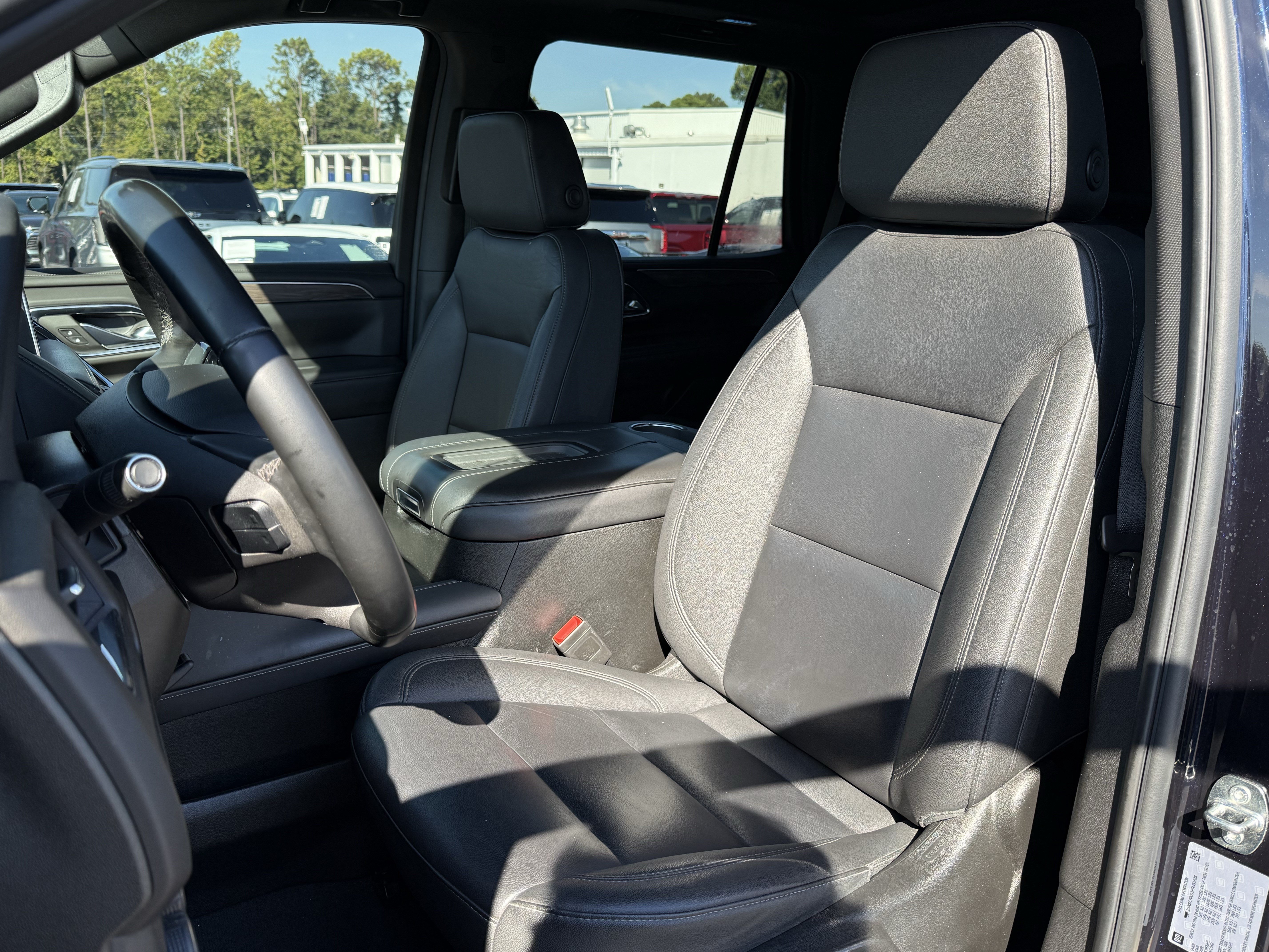 Used 2023 Chevrolet Tahoe LT RWD image 16
