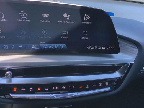 New 2026 Cadillac Lyriq Sport AWD/4WD image 11